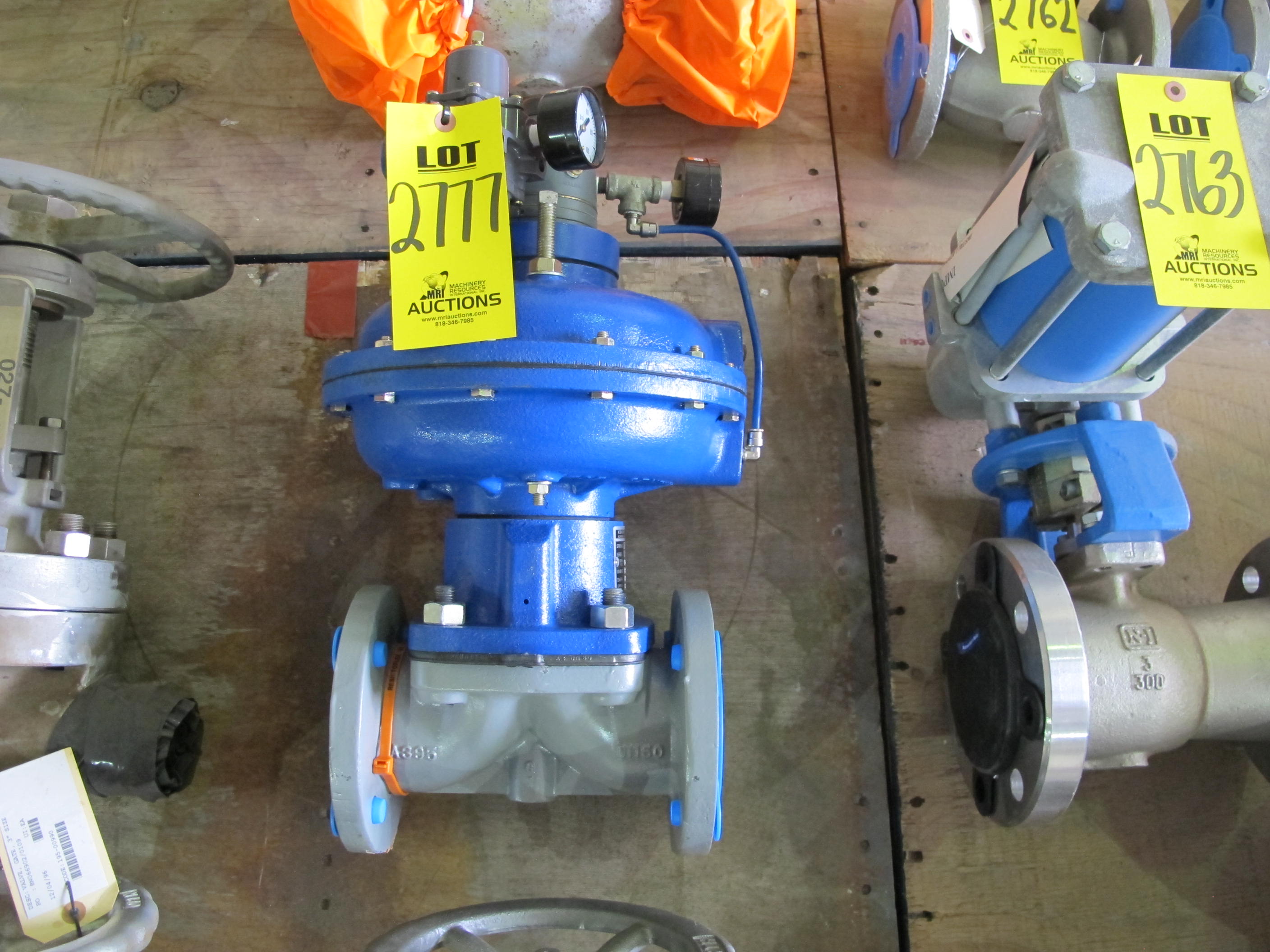 VALVE, GATE TYPE, 2" SIZE, 2735 PSI/680 DEGREE F RATING, SS MATERIAL, BUTT WELD CONNECTIONS, SA351 GRADE CF8M SPECIFICATION, DOUBLE DISC STYLE. ASME CLASS 1, PER 1983 SECTION III W/S 1983 ADDENDA PER SPEC NO. EB099 BSWE R/0, PART # 2"-1878-GATE-VALVE (W-51) LOADING & HANDLING FEE $15-